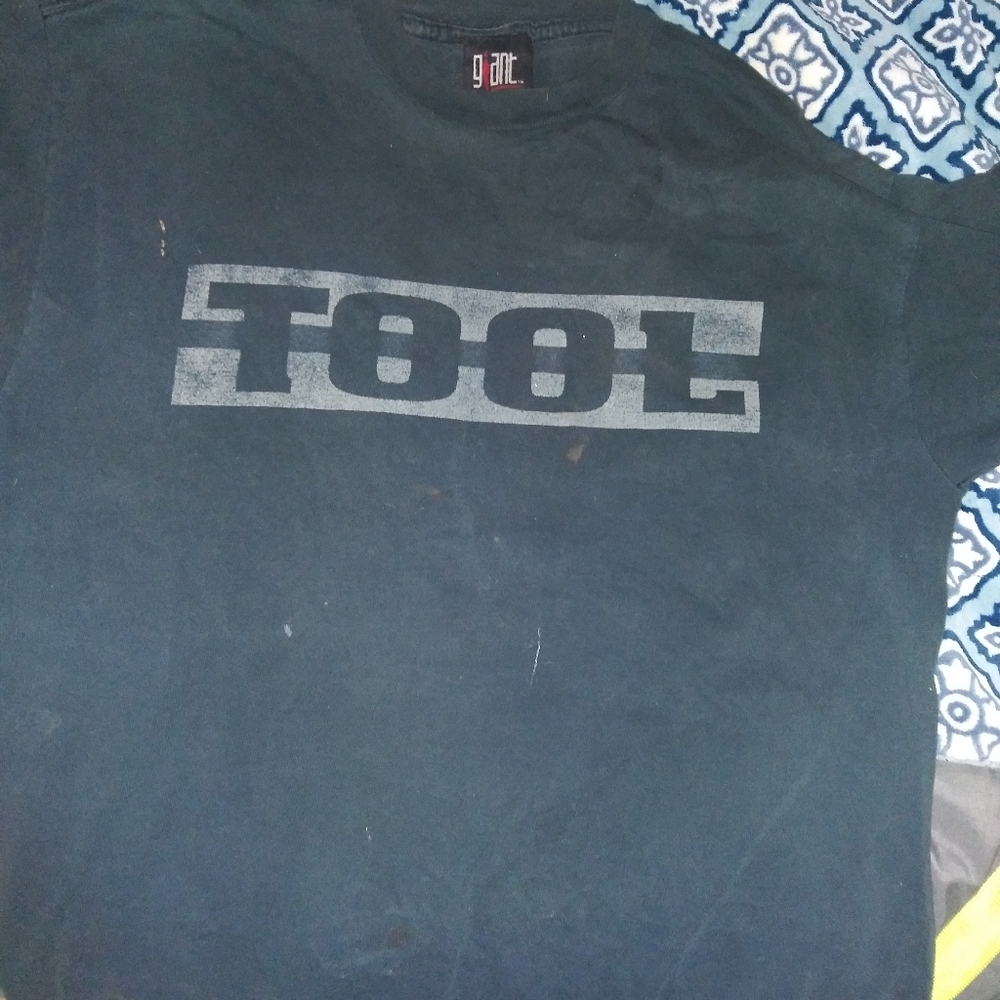 One Tool shirt made by Giant